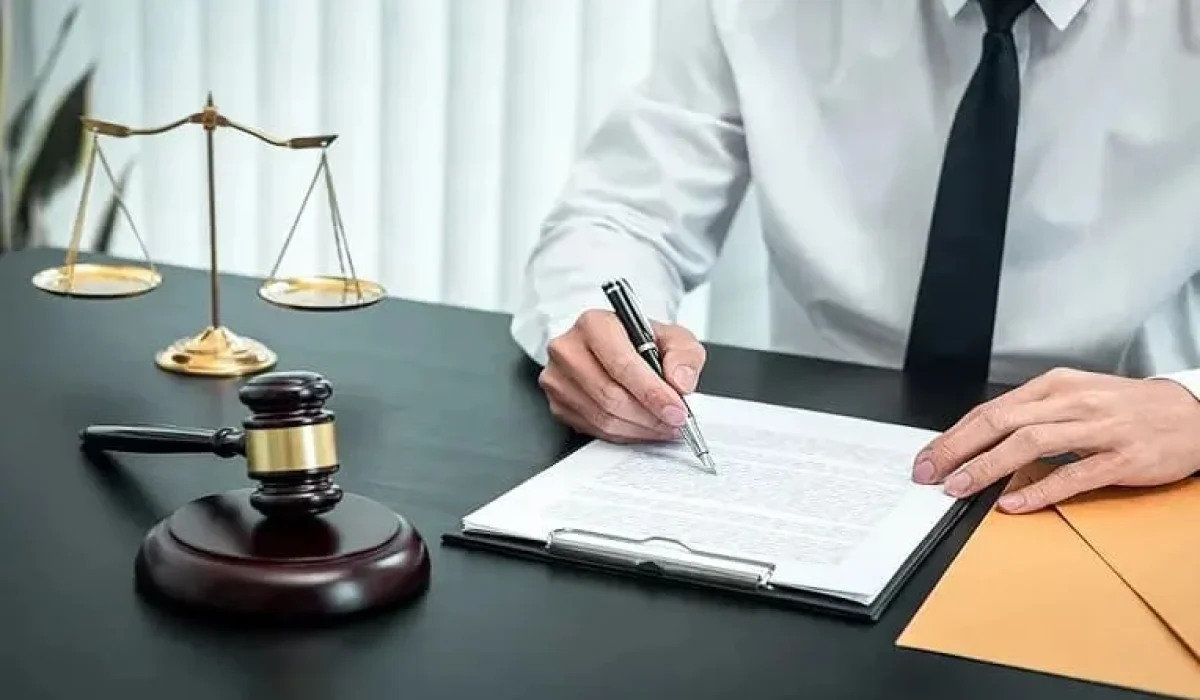 استشارات-قانونية-مجانية-بالتليفون